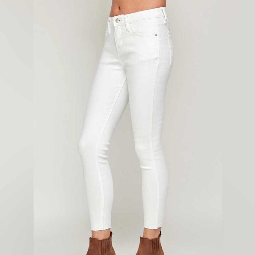 William Rast White Jeans, Crisp White, Size 27, NWOT Excellent  Condition